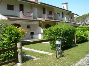 Splendid terraced villa with 6 beds